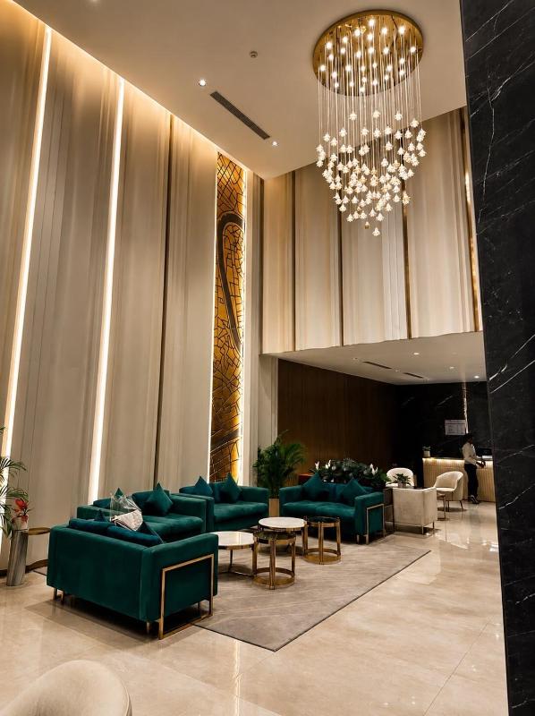 Luxury Skyhigh Studio with infinity pool M3M Myden - image 15