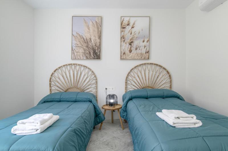 Martin De Aldehuela Apartment - image 23