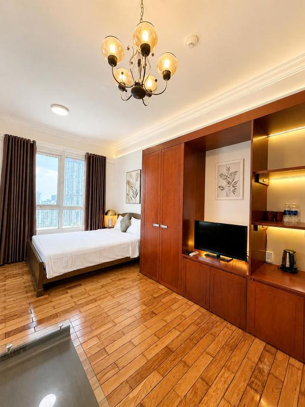 The Manor - Quiet Comfortable & Central Studio with Pool Access - image 14
