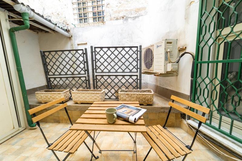A Due Passi da Spaccanapoli by Wonderful Italy - image 14