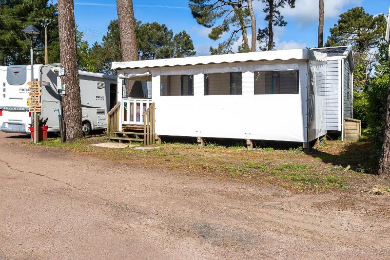 Mobil home 6 personnes 3kms plage - image 19