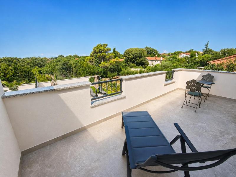 Villa Dijana with Pool - Sol Tours - image 11