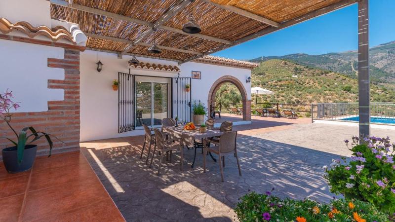 Casa Rural Moreno Canillas de Albaida by Ruralidays - image 6
