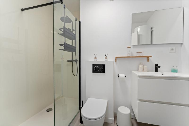 Malibu Sands - image 21