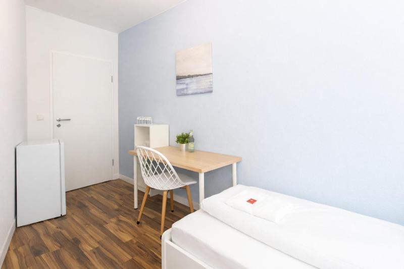 StayFab Rooms & Apartments - image 17