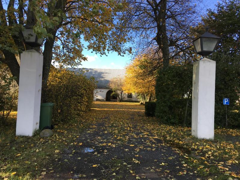 Villa image 2