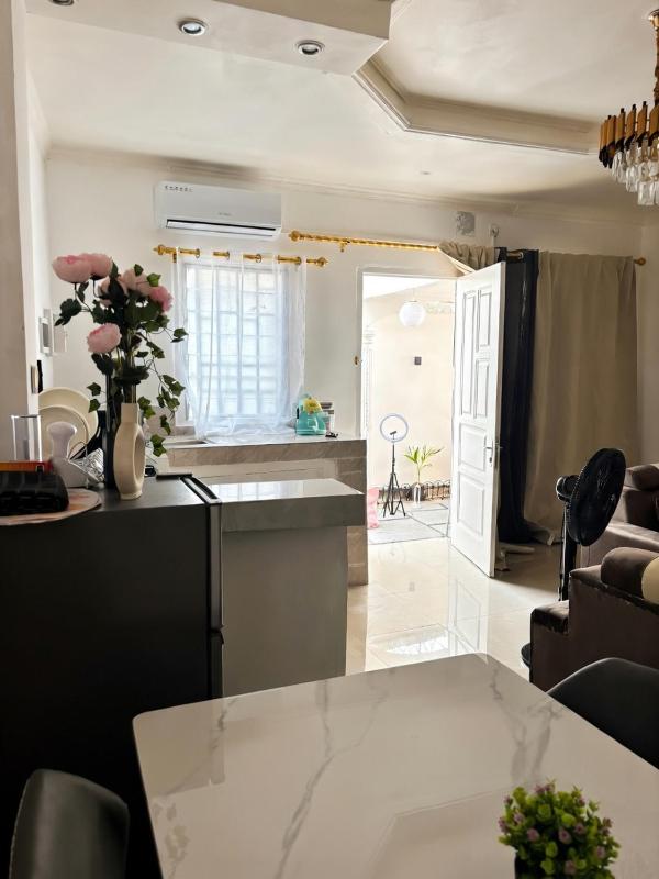 Maison BA à Ouenzé - image 12