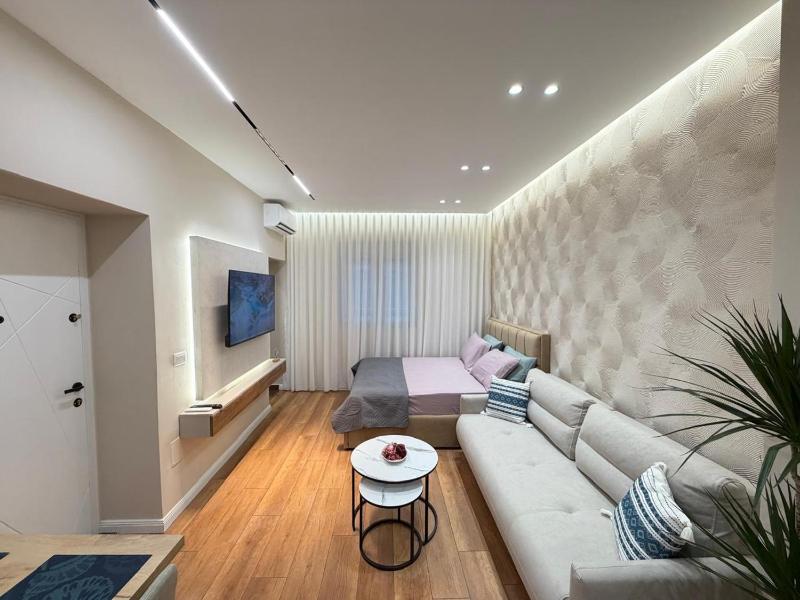 Leti Apartment Hoxha Tahsim 2 - image 1