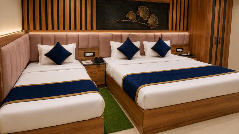 Hotel Royal Aanandam - image 14