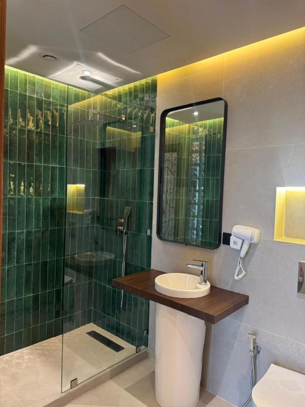 Le M Neo Hôtel - image 5