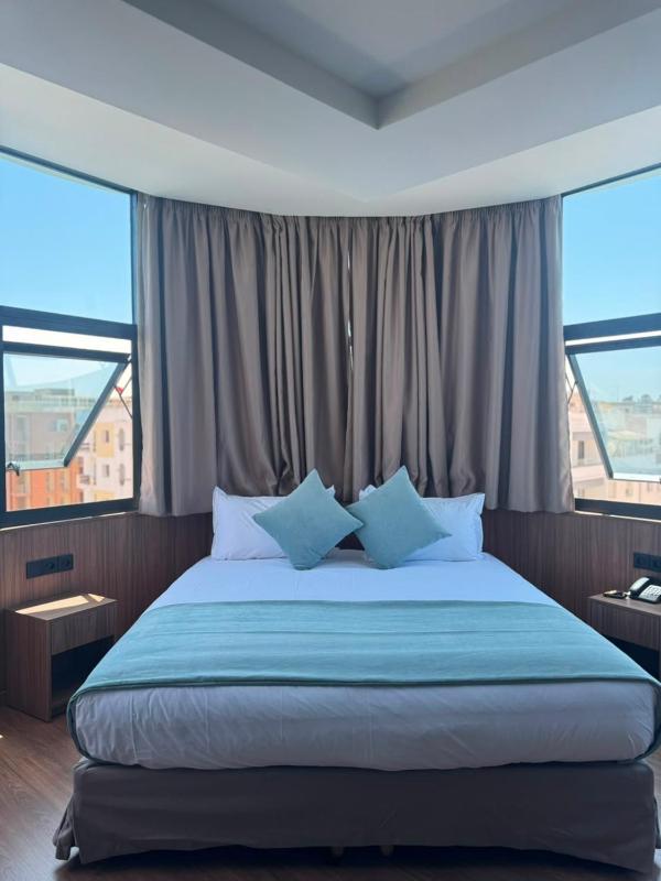 Le M Neo Hôtel - image 12
