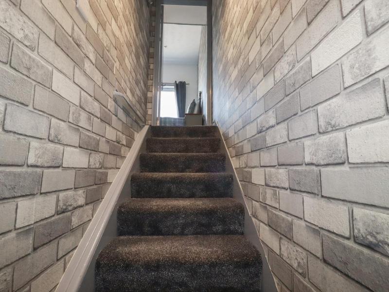 Shoreline Apartment No 3 - image 8