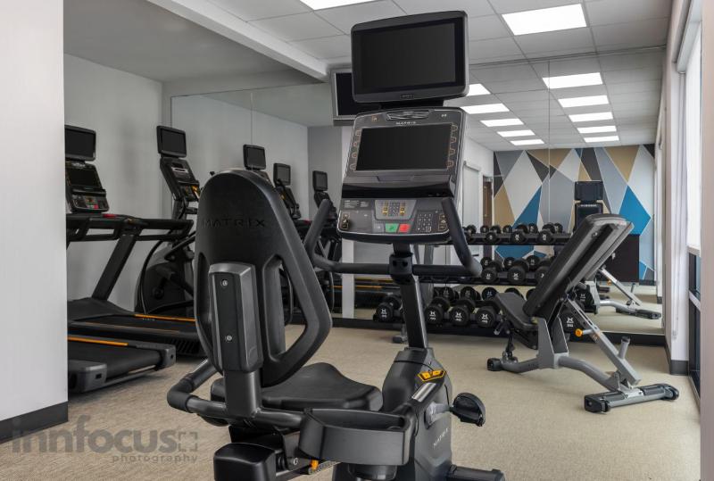SpringHill Suites by Marriott Tampa Brandon - image 14