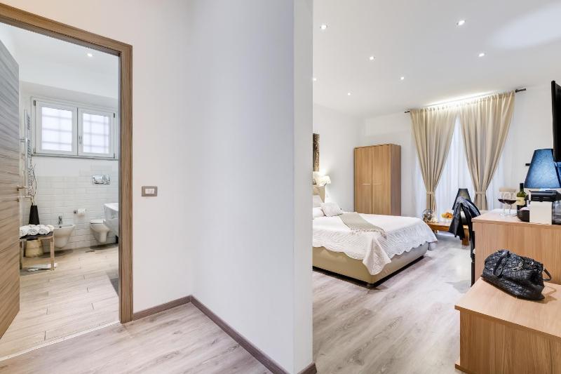 Suite image 4