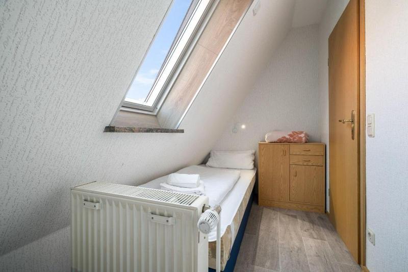 Ferienwohnung-mit-Balkon - image 18