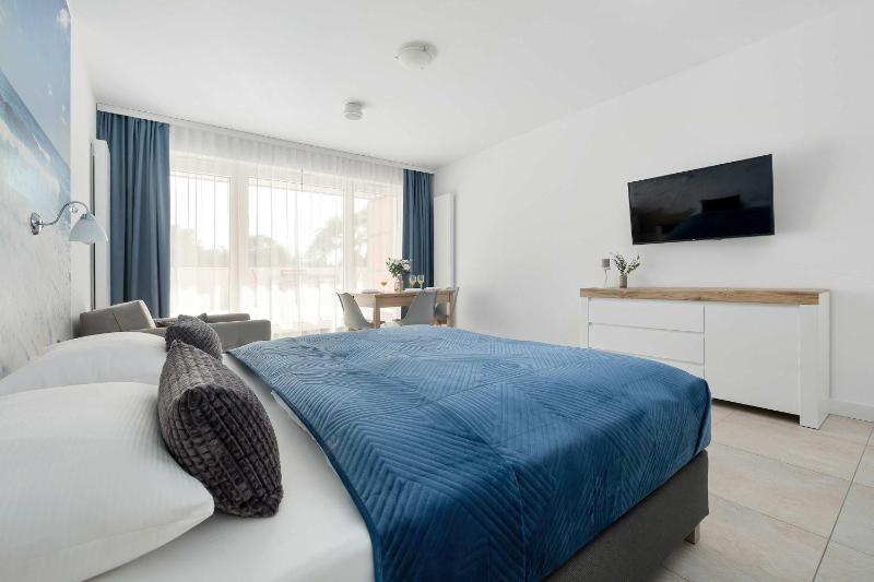 Aquamarina Prima 06 Cozy Studio by the BEACH by Noclegi Renters - image 9