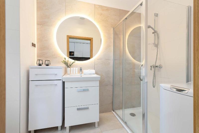 Aquamarina Prima 06 Cozy Studio by the BEACH by Noclegi Renters - image 12