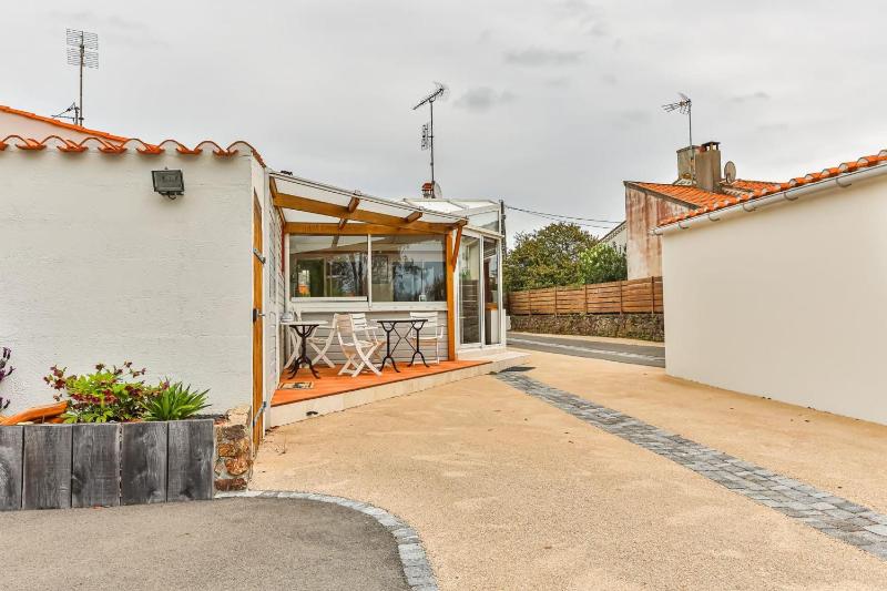 La Cabane Rouge - Wifi - Parking - image 26