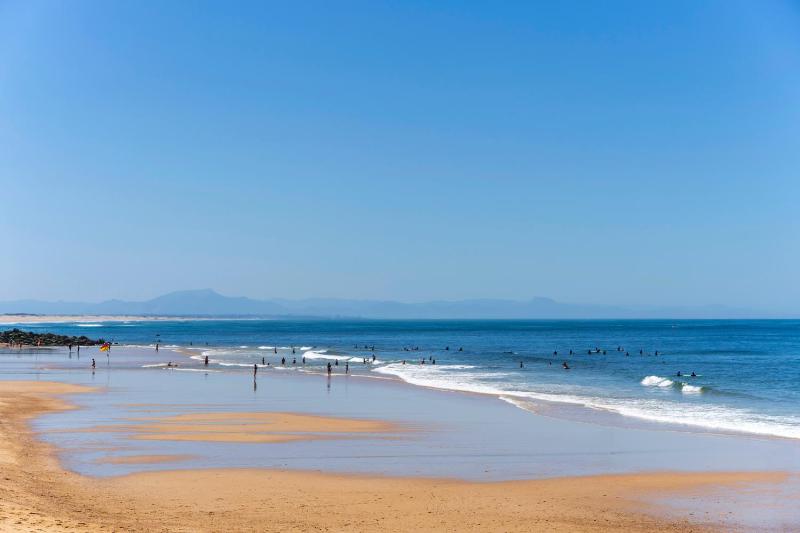 Cocon rénové plage à pied - image 17