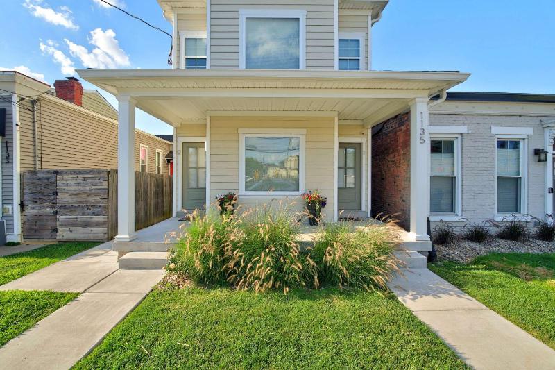 Phoenix Hill Full Duplex 4BR & 2 Kitchens for 8 - image 21