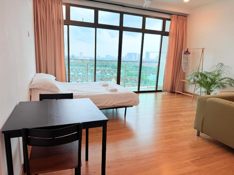 03 NO DEPO Palazio Apartment Japanese style Studio Mount Austin Wifi & Netflix - image 21