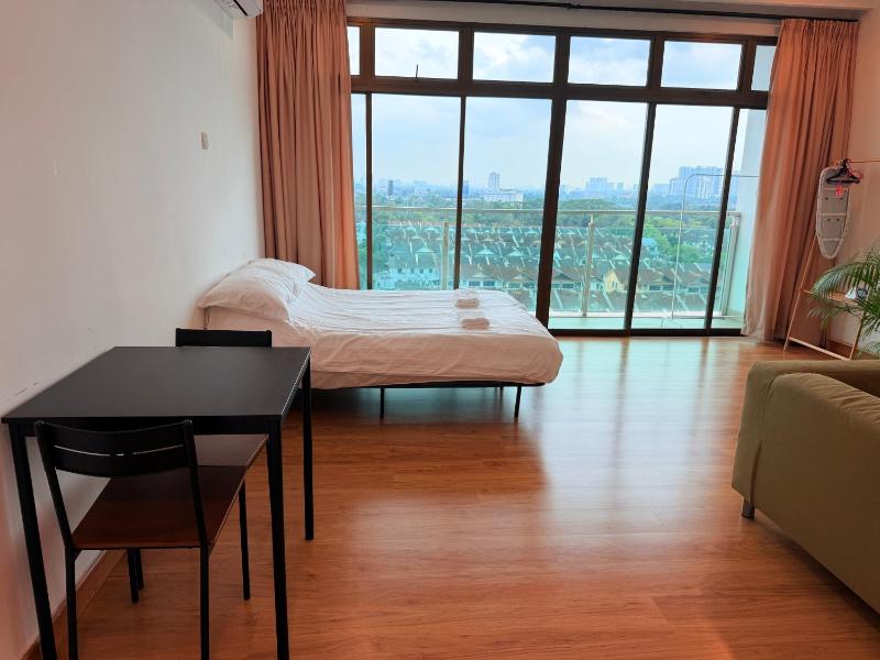 03 NO DEPO Palazio Apartment Japanese style Studio Mount Austin Wifi & Netflix - image 28