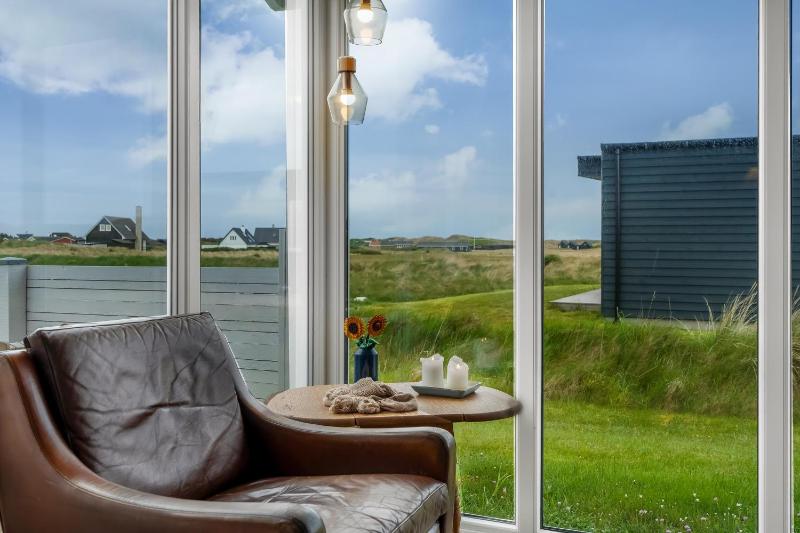 Lovely Holiday Home With Large Terrace Close To The North Sea In Klitmøller - image 24