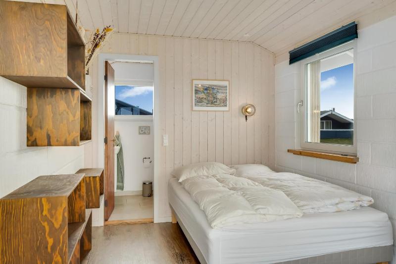 Lovely Holiday Home With Large Terrace Close To The North Sea In Klitmøller - image 26