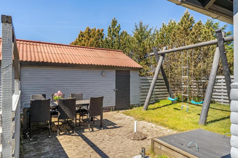 Cozy Holiday Home With Wood-Burning Stove In Klitmøller - image 27