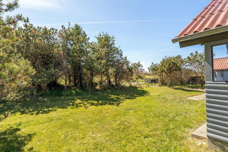 Cozy Holiday Home With Wood-Burning Stove In Klitmøller - image 11