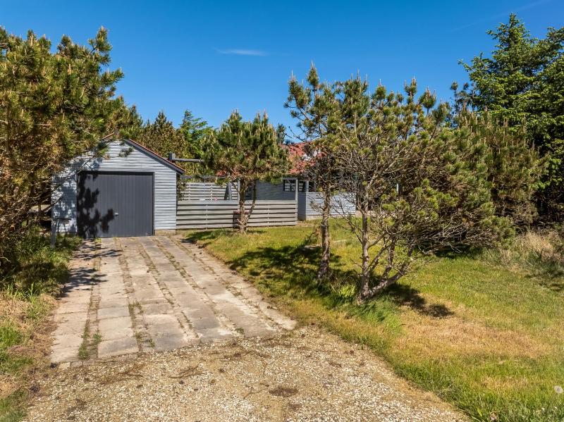 Cozy Holiday Home With Wood-Burning Stove In Klitmøller - image 13