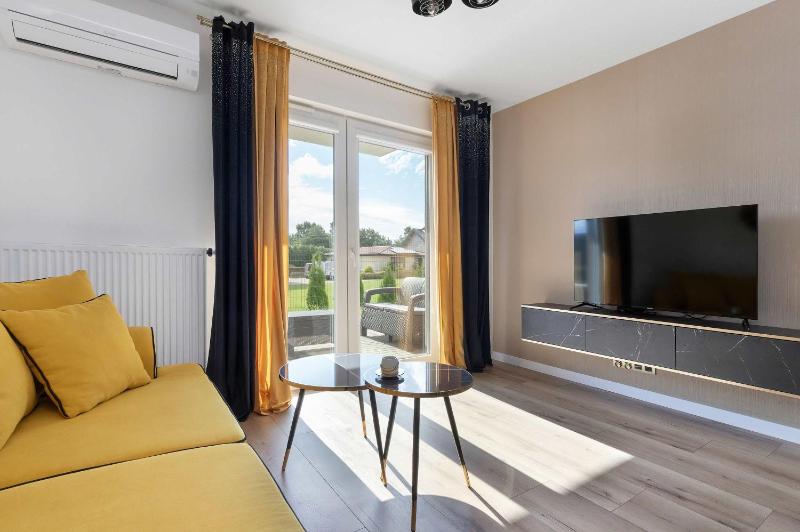 Ekskluzywny Apartament Blisko Morza z Ogródkiem i Klimatyzacją by Renters Prestige - image 5