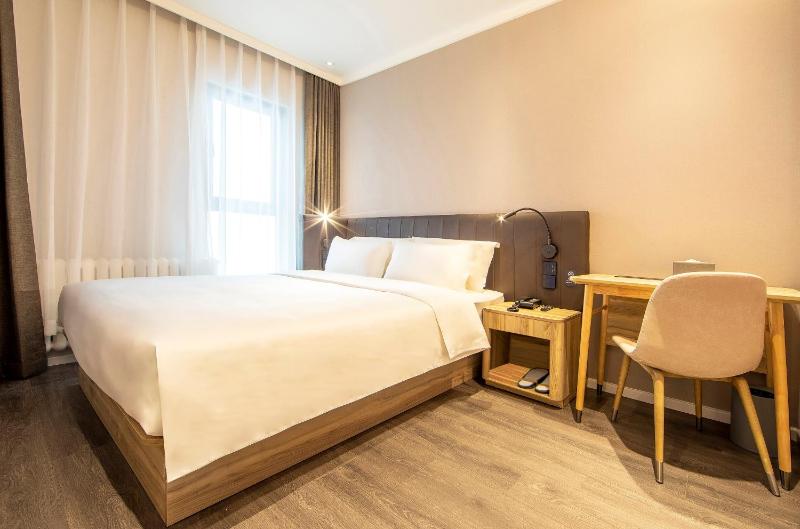 HanTing Premium Hotel Beijing Shilihe Subway Station - image 10