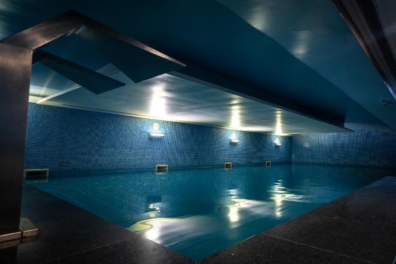 Riviera Hotel - image 39
