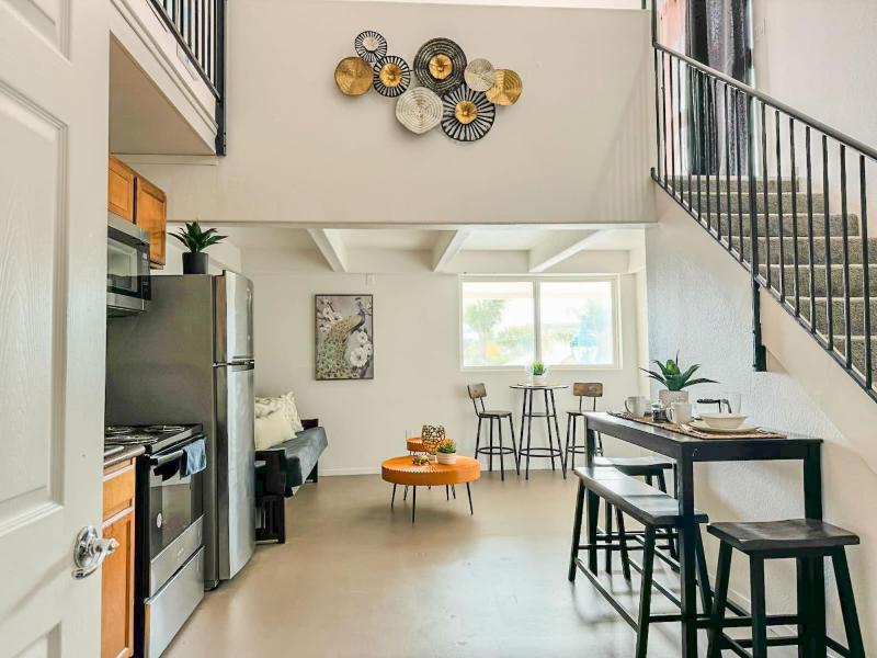 Little Italy Modern Lofts - image 1
