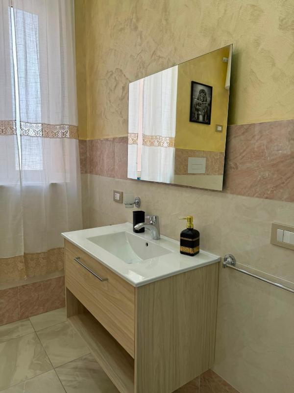 Maison D'orleans By Catalano - image 6
