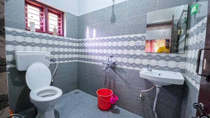 Ambara Homestay - image 10
