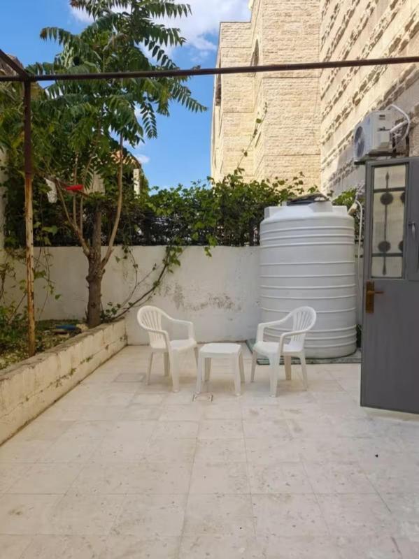 Modern Studio with private Patio - Shmeisani Amman - image 2