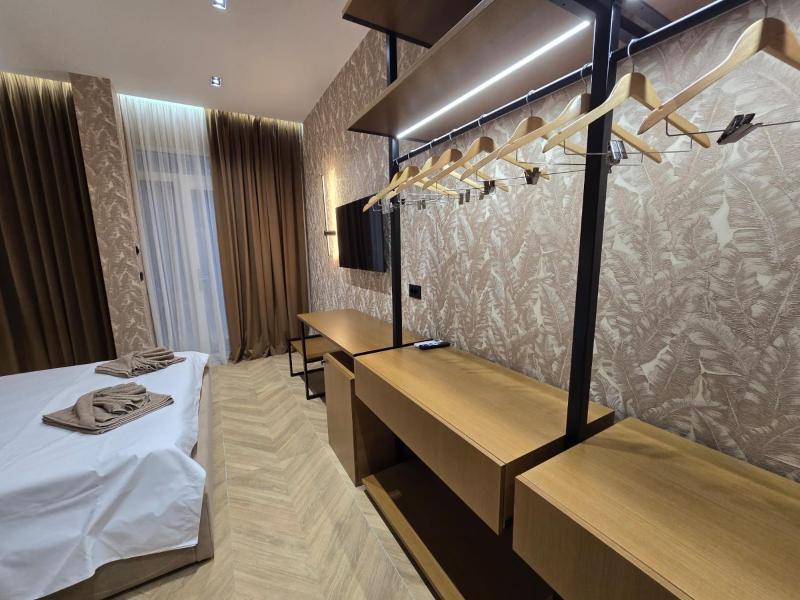 Sazani Hotel & Apartments - image 8