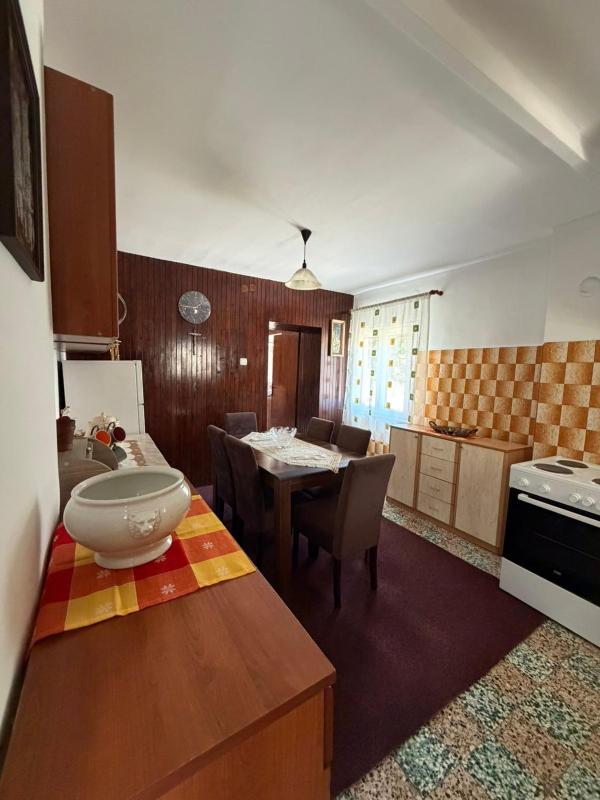 Marovic Apartment - image 8