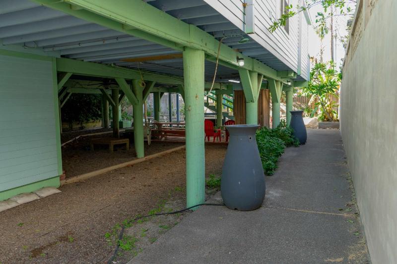 Authentic Near Beach House - Sleeps 16 - 5 Bedr home - image 26