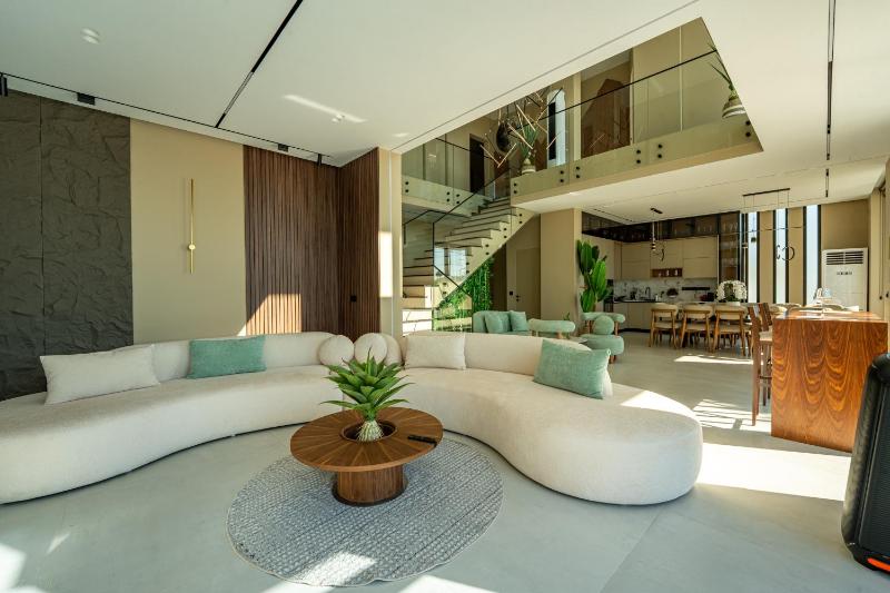 Azura Villa with Pool Sauna Jacuzzi - image 11