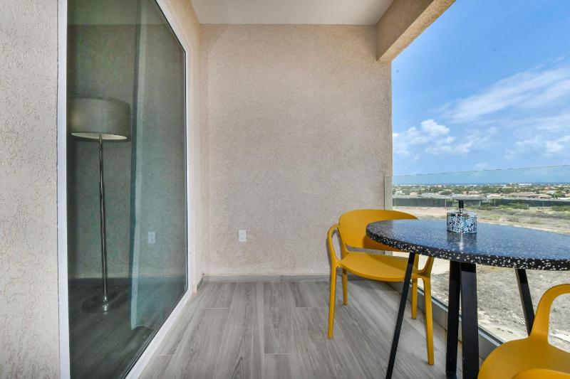 Aruba Coco luxury appartments - image 27