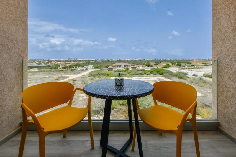 Aruba Coco luxury appartments - image 13
