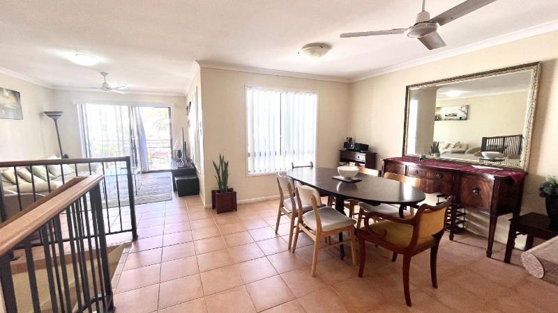 Breakers Block 5 Unit 3 - Lifestyle Yamba - image 2
