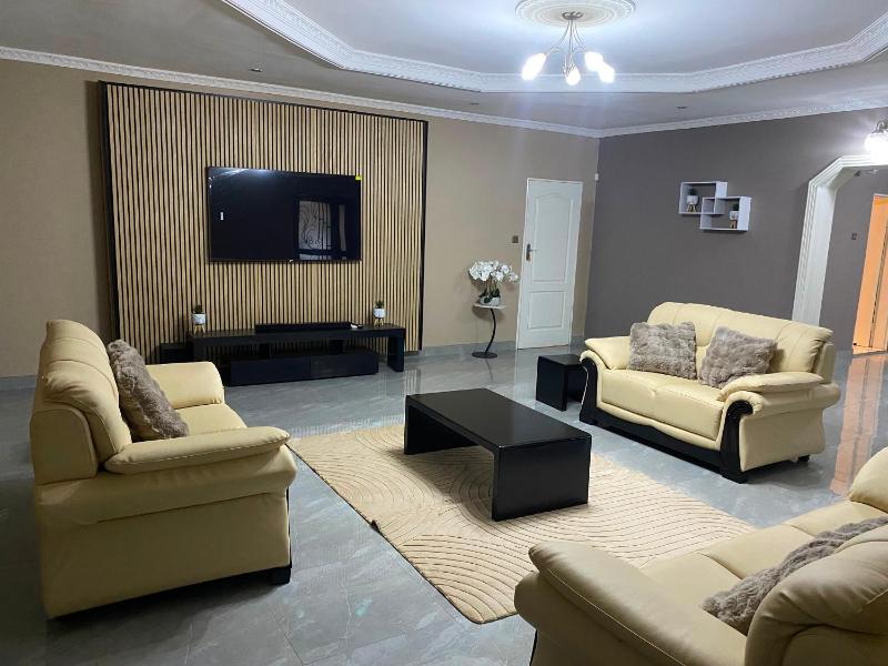KJ Apartments - image 6