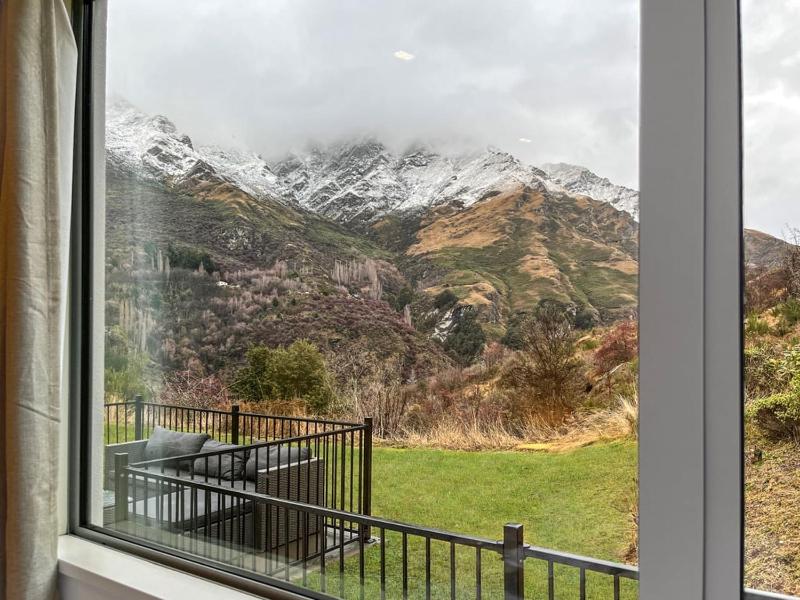 Shotover River 2 Bedrooms Luxury - image 7