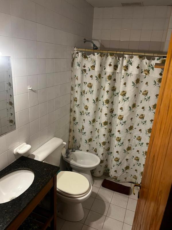 Casa Amplia con Quincho - image 7