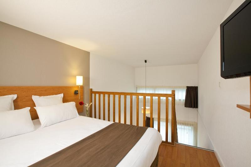 Duplex Apartment image 4