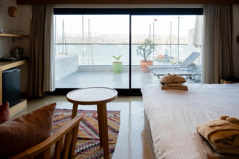 Harbour Suites Fethiye - image 40